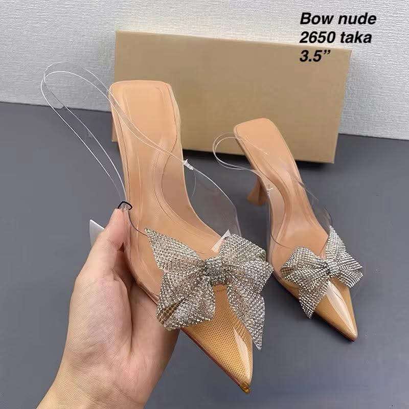 Bow Nude